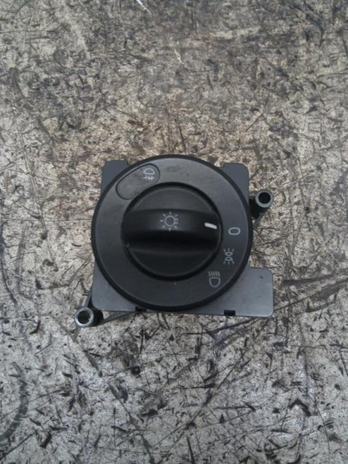 MERCEDES SPRINTER «III» (2013) IMPIANTO ELETTRICO INTERRUTTORE ILLUMINAZIONE USATO Da 2016 in poi [[225141]]