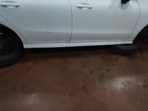 MERCEDES CLASSE CLA «C118» (2019) LAMIERATI ESTERNI SPOILER SOTTOPORTA DX. USATO Da 2019 in poi [[224800]]