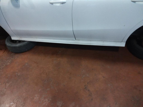 MERCEDES CLASSE CLA «C118» (2019) LAMIERATI ESTERNI SPOILER SOTTOPORTA SX. USATO Da 2019 in poi [[224799]]