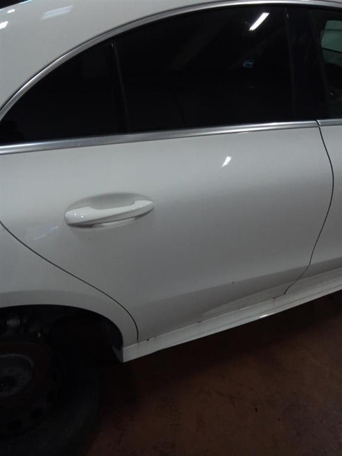 MERCEDES CLASSE CLA «C118» (2019) LAMIERATI ESTERNI PORTA POST. DX. USATO Da 2019 in poi [[224795]]