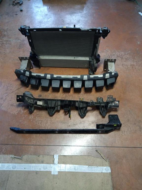 FIAT TIPO «II» (2016) LAMIERATI INTERNI TRAVERSA PARAURTI ANT. USATO Da 2015 A 2020 [[224589]]