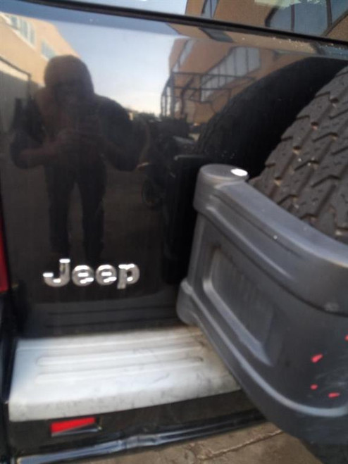 JEEP CHEROKEE «III» (2002) LAMIERATI ESTERNI PORTELLO POST. USATO Da 2004 A 2008 [[224524]]