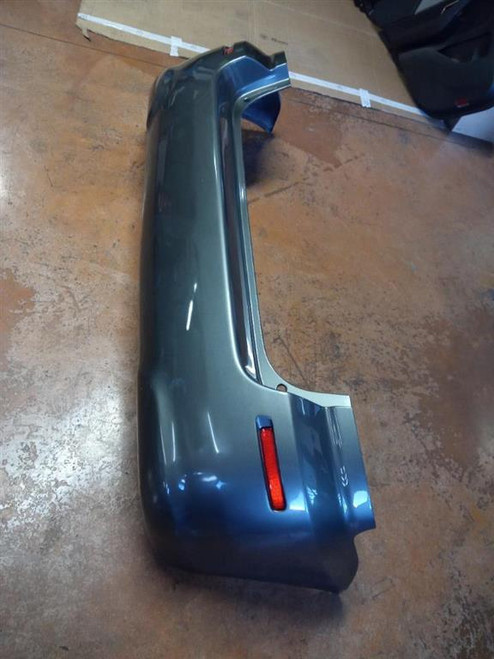 TOYOTA COROLLA VERSO «II» (2004) LAMIERATI ESTERNI PARAURTI POST. USATO Da 2004 A 2005 [[223918]]