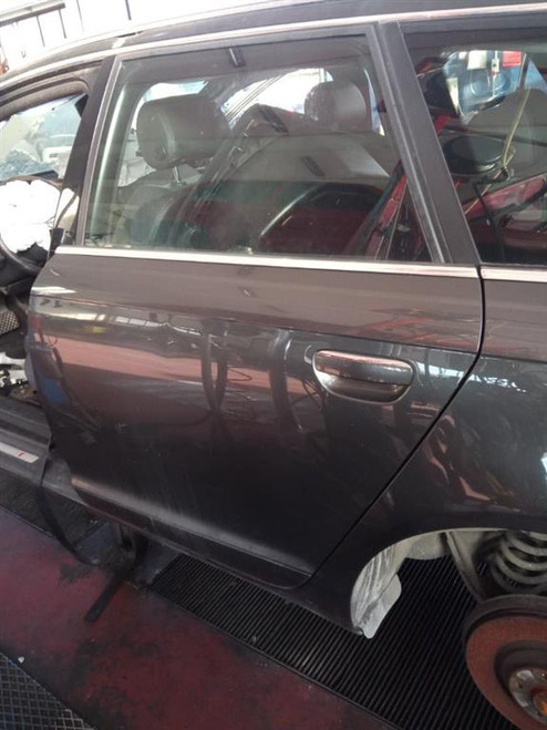 AUDI A6 «4F5» AVANT (2005) LAMIERATI ESTERNI PORTA POST. SX. USATO Da 2005 A 2008 [[223785]]