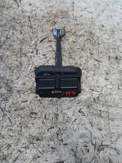 FIAT PANDA «III» (2012) LAMIERATI ESTERNI TIRANTE ARRESTO PORTA POST. SX. USATO Da 2012 in poi [[223662]]