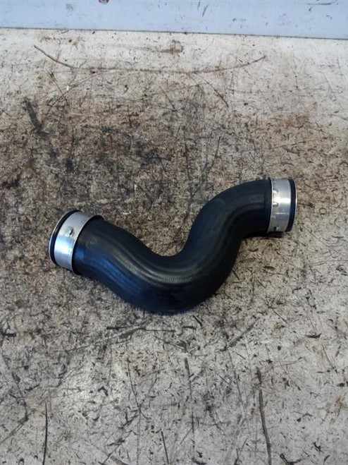 VOLKSWAGEN GOLF «V» (2004) SCARICO E INIEZIONE MANICOTTO INTERCOOLER DX. USATO Da 2003 A 2008 [[223636]]