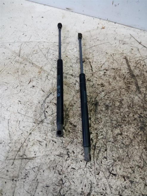 FIAT PANDA «III» (2012) LAMIERATI ESTERNI AMMORTIZZATORE PORTELLO POST. DX. USATO Da 2012 in poi [[223205]]