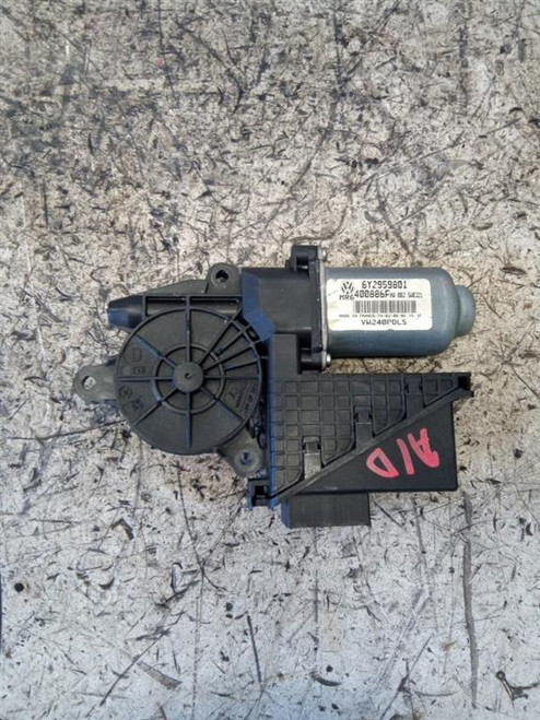 VOLKSWAGEN POLO «V» (2006) STERZO MOTORINO ALZACRISTALLO PORTA ANT. DX. USATO Da 2006 A 2010 [[222977]]