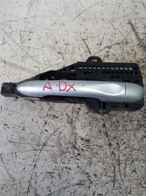 RENAULT CLIO «IV» (2013) LAMIERATI ESTERNI MANIGLIA PORTA EST. ANT. DX. USATO Da 2012 A 2016 [[222656]]