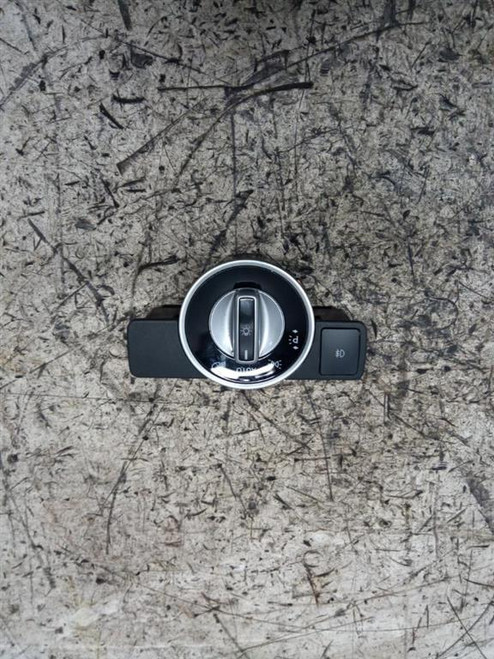 MERCEDES CLASSE B «W246» (2012) IMPIANTO ELETTRICO INTERRUTTORE ILLUMINAZIONE USATO Da 2011 A 2014 [[222186]]