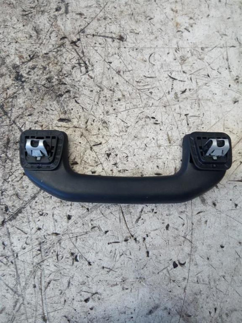 MERCEDES CLASSE B «W246» (2012) ALLESTIMENTI INTERNI MANIGLIA TETTO ANTERIORE DX. USATO Da 2011 A 2014 [[222171]]