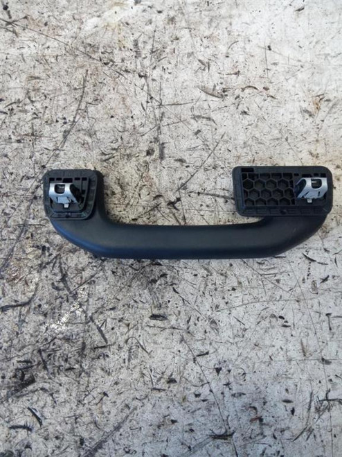 MERCEDES CLASSE B «W246» (2012) ALLESTIMENTI INTERNI MANIGLIA TETTO POSTERIORE SX. USATO Da 2011 A 2014 [[222169]]