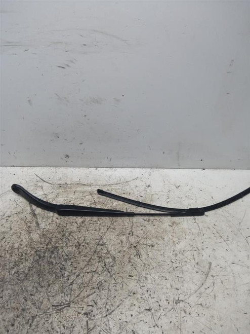 MERCEDES CLASSE B «W246» (2012) CRISTALLI BRACCIO TERGICRISTALLO PARABREZZA SX. USATO Da 2011 A 2014 [[222136]]