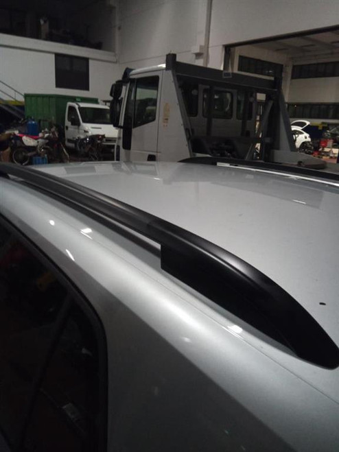 VOLKSWAGEN T-CROSS (2019) LAMIERATI ESTERNI BARRA PORTAPACCHI TETTO SX. USATO Da 2020 in poi [[221950]]