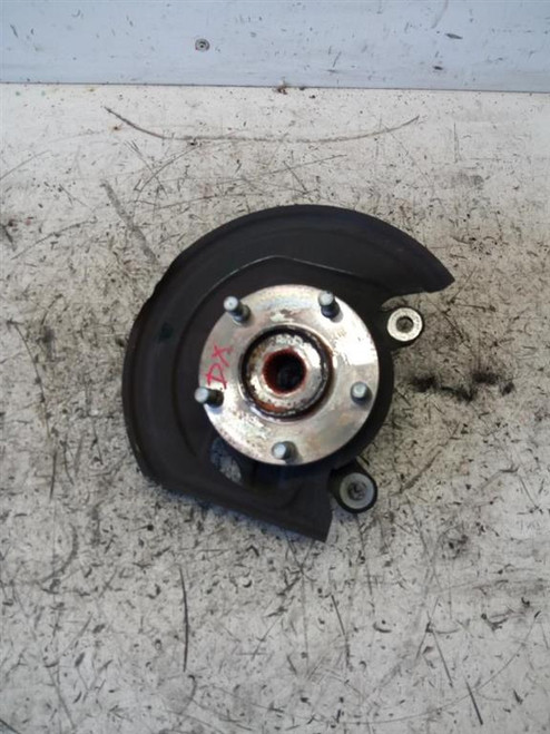 NISSAN JUKE «I» (2014) ASSALE FUSELLO RUOTA ANT. DX. USATO Da 2014 in poi [[221518]]