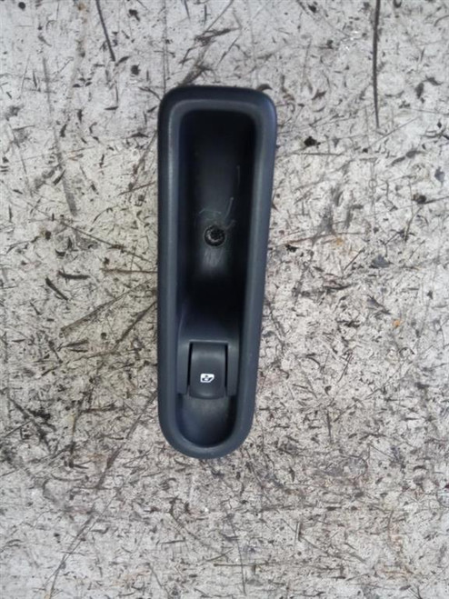 RENAULT CLIO «III» (2006) IMPIANTO ELETTRICO INTERRUTTORE ALZACRISTALLI POST. SX. USATO Da 2005 in poi [[221321]]