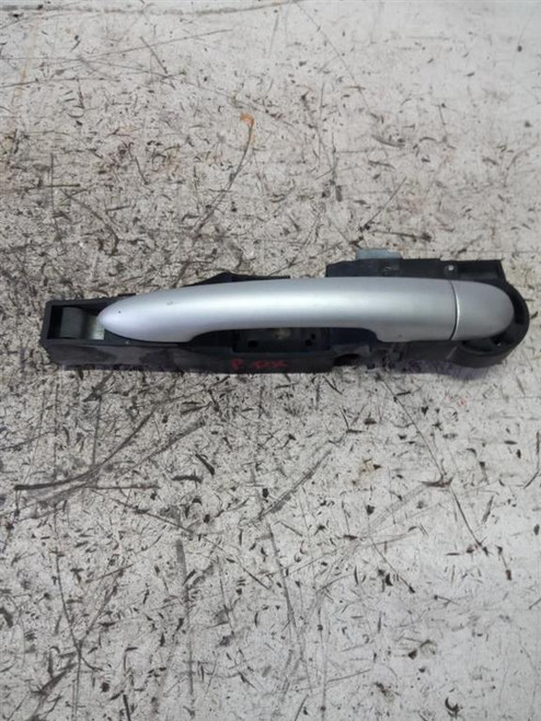 RENAULT CLIO «III» (2006) LAMIERATI ESTERNI MANIGLIA PORTA EST. POST. DX. USATO Da 2005 in poi [[221314]]