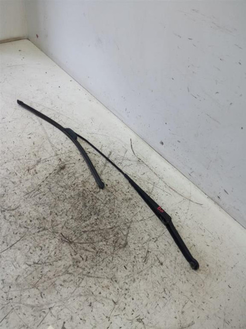 BMW X3 «E83» (2004) CRISTALLI BRACCIO TERGICRISTALLO PARABREZZA DX. USATO Da 2005 in poi [[221164]]