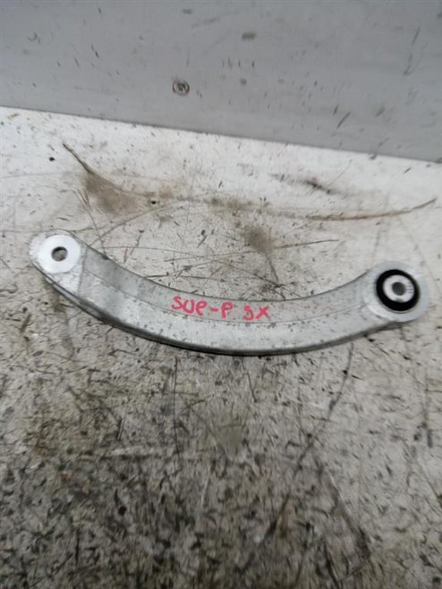 ALFA ROMEO GIULIA (2016) ASSALE BRACCIO OSCILLANTE (ANT.SUP.) POST. SX. USATO Da 2016 in poi [[220962]]