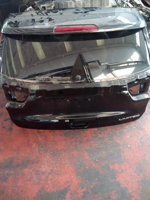 JEEP COMPASS «III» (2017) LAMIERATI ESTERNI PORTELLO POST. USATO Da 2020 in poi [[220347]]