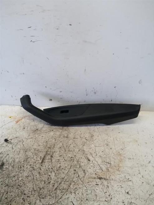 AUDI A4 «8W5» AVANT (2015) ALLESTIMENTI INTERNI BRACCIOLO PORTA ANT. DX. USATO Da 2015 A 2019 [[220316]]