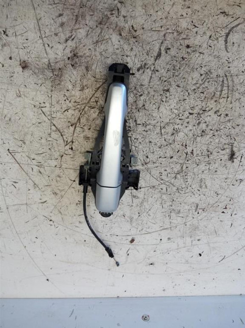 VOLVO V50 (2004) LAMIERATI ESTERNI MANIGLIA PORTA EST. POST. DX. USATO Da 2006 in poi [[219000]]