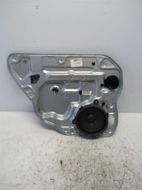 VOLVO V50 (2004) CRISTALLI MOTORINO ALZACRISTALLO PORTA POST. SX. USATO Da 2006 in poi [[218919]]