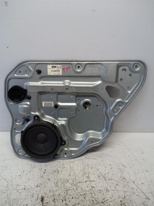 VOLVO V50 (2004) CRISTALLI MOTORINO ALZACRISTALLO PORTA POST. DX. USATO Da 2006 in poi [[218918]]