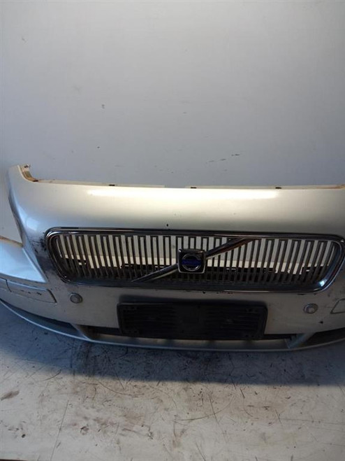 VOLVO V50 (2004) LAMIERATI ESTERNI PARAURTI ANT. USATO Da 2006 in poi [[218898]]