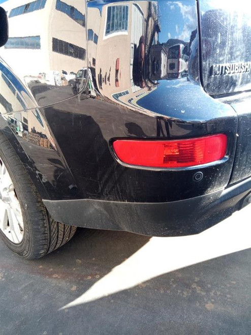 MITSUBISHI OUTLANDER «II» (2007) LAMIERATI ESTERNI PARAURTI ANGOLARE POST. SX. USATO Da 2006 A 2010 [[218767]]