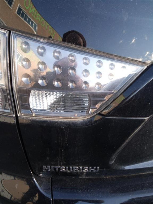 MITSUBISHI OUTLANDER «II» (2007) FANALERIA FANALE INT. POST. SX. USATO Da 2006 A 2010 [[218760]]