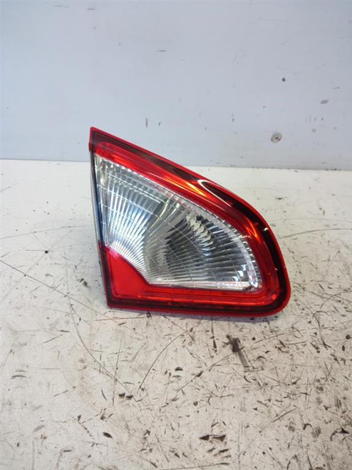 NISSAN QASHQAI «I» (2010) FANALERIA FANALE INT. POST. SX. USATO Da 2010 in poi [[218707]]