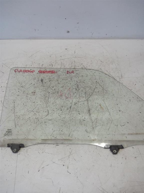 PIAGGIO PORTER MAXXI (2009) CRISTALLI CRISTALLO SCENDENTE PORTA ANT. DX. USATO Da 2010 A 2015 [[218306]]