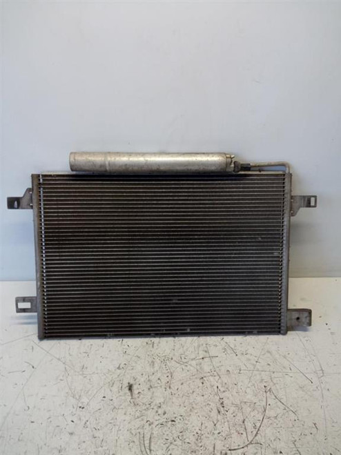 MERCEDES CLASSE A «W169» (2005) TERMICO CONDENSATORE A/C USATO Da 2004 A 2008 [[218063]]