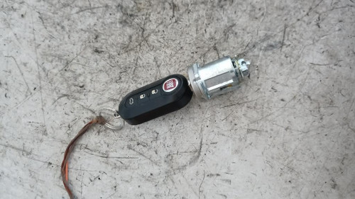 FIAT 500L (2013) STERZO CILINDRETTO / COMMUTATORE ACCENSIONE USATO Da 2012 A 2017 [[216429]]