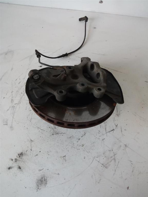 MERCEDES CLASSE C «W203» (2000) ASSALE MOZZO RUOTA C/CUSCINETTO ANT. SX. USATO Da 2000 A 2003 [[216315]]