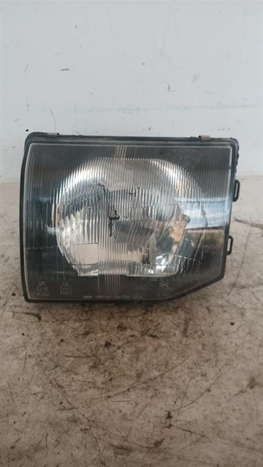 MITSUBISHI PAJERO «I» (1991) FANALERIA PROIETTORE ANT. SX. USATO Da 1991 A 1997 [[215462]]