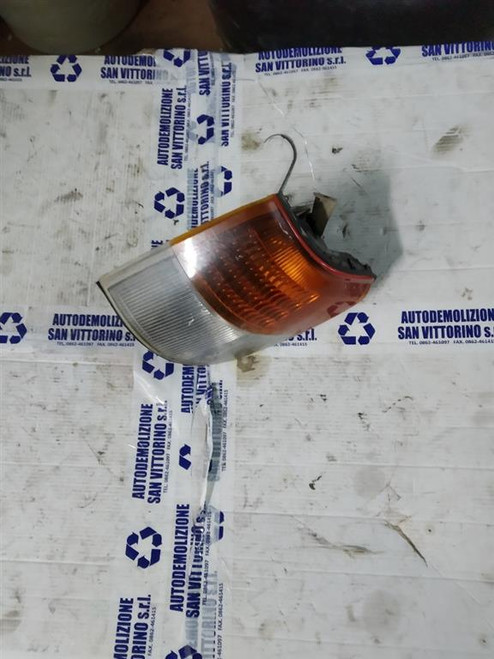 MITSUBISHI PAJERO «I» (1991) FANALERIA FANALINO COMPLETO ANT. SX. USATO [[84843]]