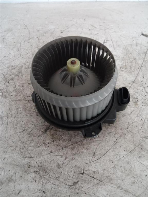 TOYOTA YARIS (FRANCE ) «II» (2006) TERMICO MOTORINO VENTILAZIONE ABITACOLO USATO [[215210]]