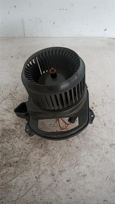MERCEDES CLASSE A «W176» (2015) TERMICO MOTORINO VENTILAZIONE ABITACOLO USATO Da 2015 in poi [[214416]]