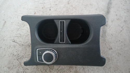 MERCEDES CLASSE A «W176» (2015) ALLESTIMENTI INTERNI MODULO COMANDO CONSOLE CENTRALE USATO Da 2015 in poi [[214406]]