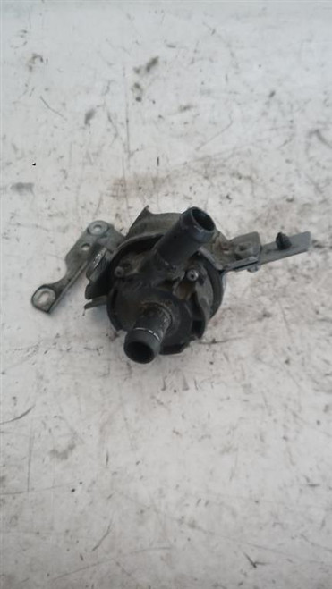 MERCEDES CLASSE A «W176» (2015) TERMICO POMPA ACQUA USATO Da 2015 in poi [[214355]]