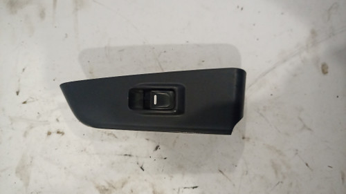 GREAT WALL HOVER 5  4WD 2.4B/GPL IMPIANTO ELETTRICO INTERRUTTORE ALZACRISTALLI POST. DX. USATO [[91171]]