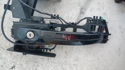 FORD C-MAX «III» (2011) LAMIERATI ESTERNI MANIGLIA PORTA EST. ANT. SX. USATO Da 2010 A 2015 [[214205]]