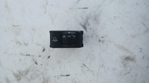 NISSAN X-TRAIL «I» (2001) IMPIANTO ELETTRICO INTERRUTTORE REGOLAZIONE FARI USATO [[91348]]