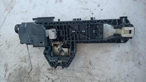 MERCEDES CLASSE C «S204» SW (2011) LAMIERATI ESTERNI SUPPORTO MANIGLIA ESTERNA ANT. SX. USATO Da 2011 in poi [[91396]]