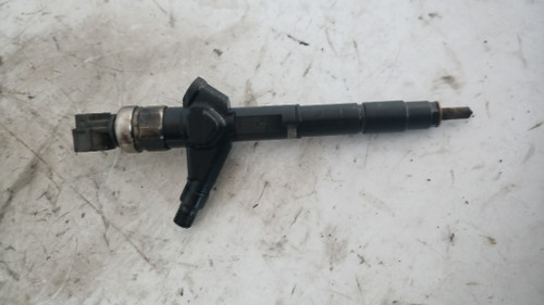 NISSAN X-TRAIL «I» (2001) SCARICO E INIEZIONE INIETTORE USATO Da 2003 A 2007 [[91498]]