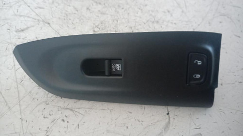 FIAT 500X (2018) IMPIANTO ELETTRICO INTERRUTTORE ALZACRISTALLI ANT. DX. USATO Da 2018 in poi [[213811]]