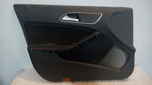 MERCEDES CLASSE A «W176» (2015) ALLESTIMENTI INTERNI PANNELLO RIVESTIMENTO PORTA ANT. SX. USATO Da 2015 in poi [[91723]]