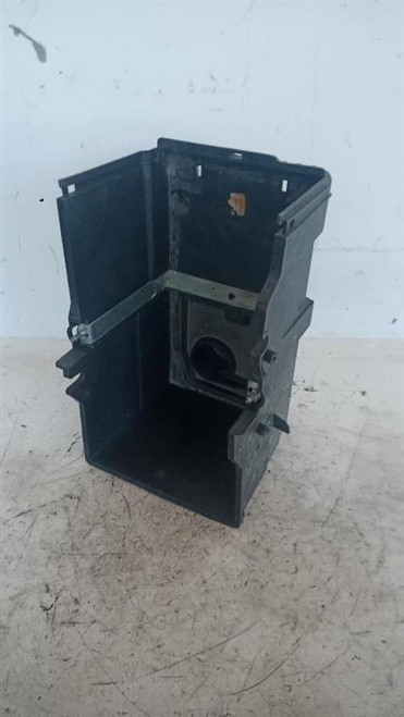FORD FOCUS «IV»  (2011) LAMIERATI ESTERNI CASSETTA BATTERIA USATO [[213482]]